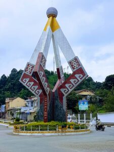 THEO DẤU CHÂN CON ĐƯỜNG TÂY TIẾN